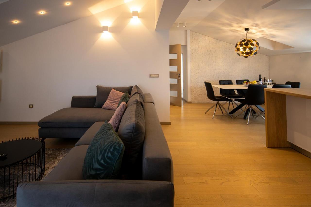 Lumaja Luxury Apartman Биоград на Мору Екстериор снимка