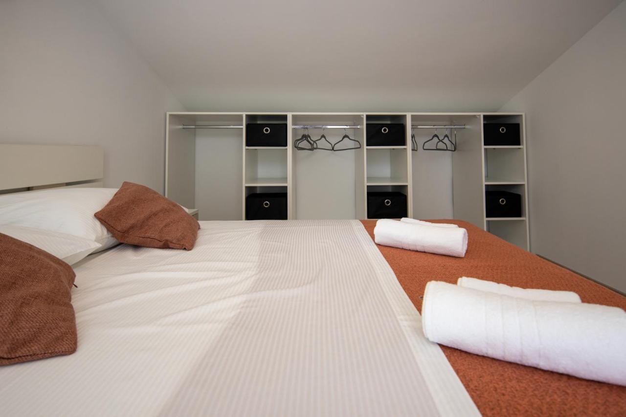 Lumaja Luxury Apartman Биоград на Мору Екстериор снимка
