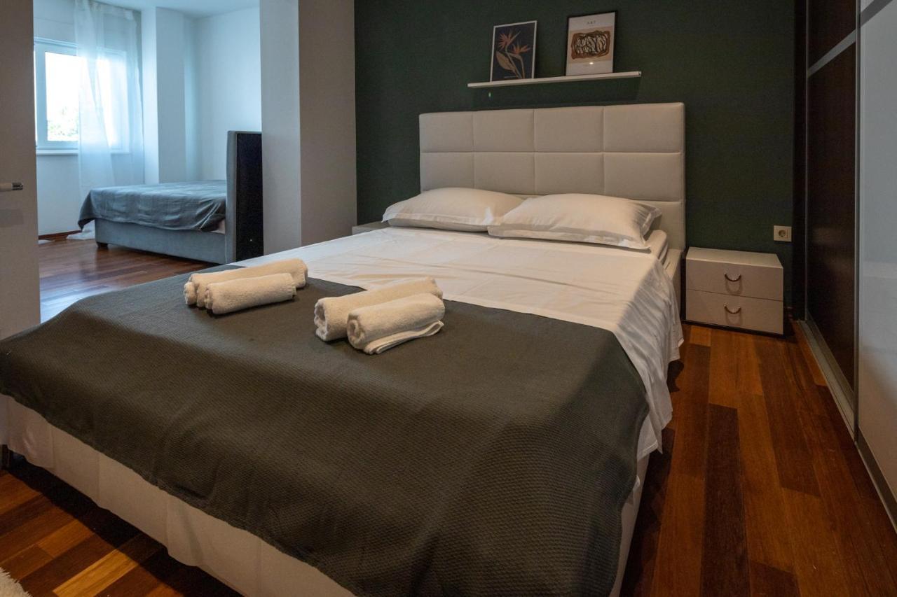 Lumaja Luxury Apartman Биоград на Мору Екстериор снимка