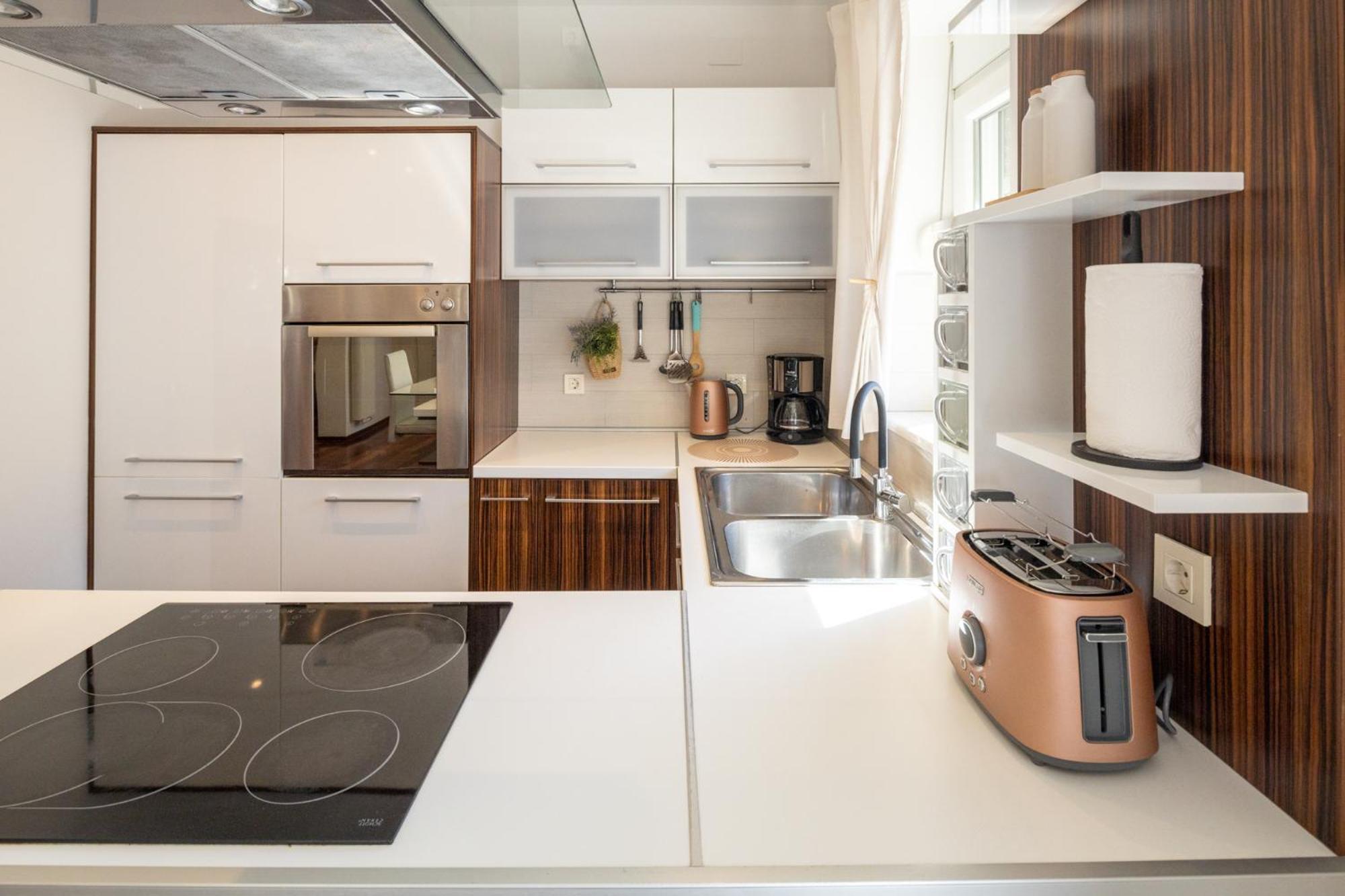 Lumaja Luxury Apartman Биоград на Мору Екстериор снимка